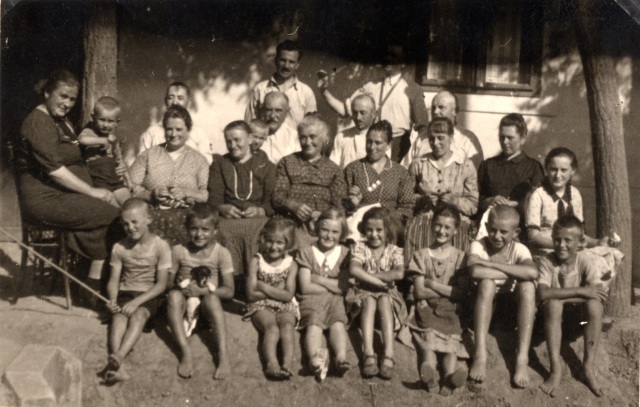 A Kossuth utca gyermekei 1937 körül
